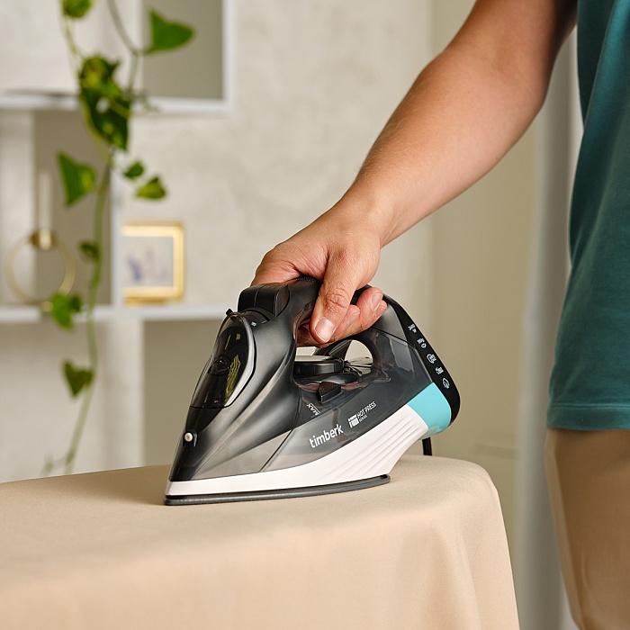 <p>
	 Steam Iron 
</p>
<p>
	HOT Press Series
</p> Timberk T-KSI01 - 3